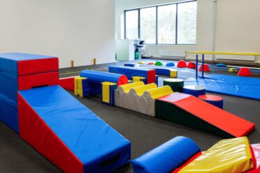 Porque escolher Brinquedos de espuma para área kids de condomínios