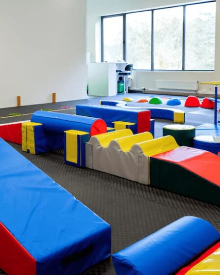 Porque escolher Brinquedos de espuma para área kids de condomínios